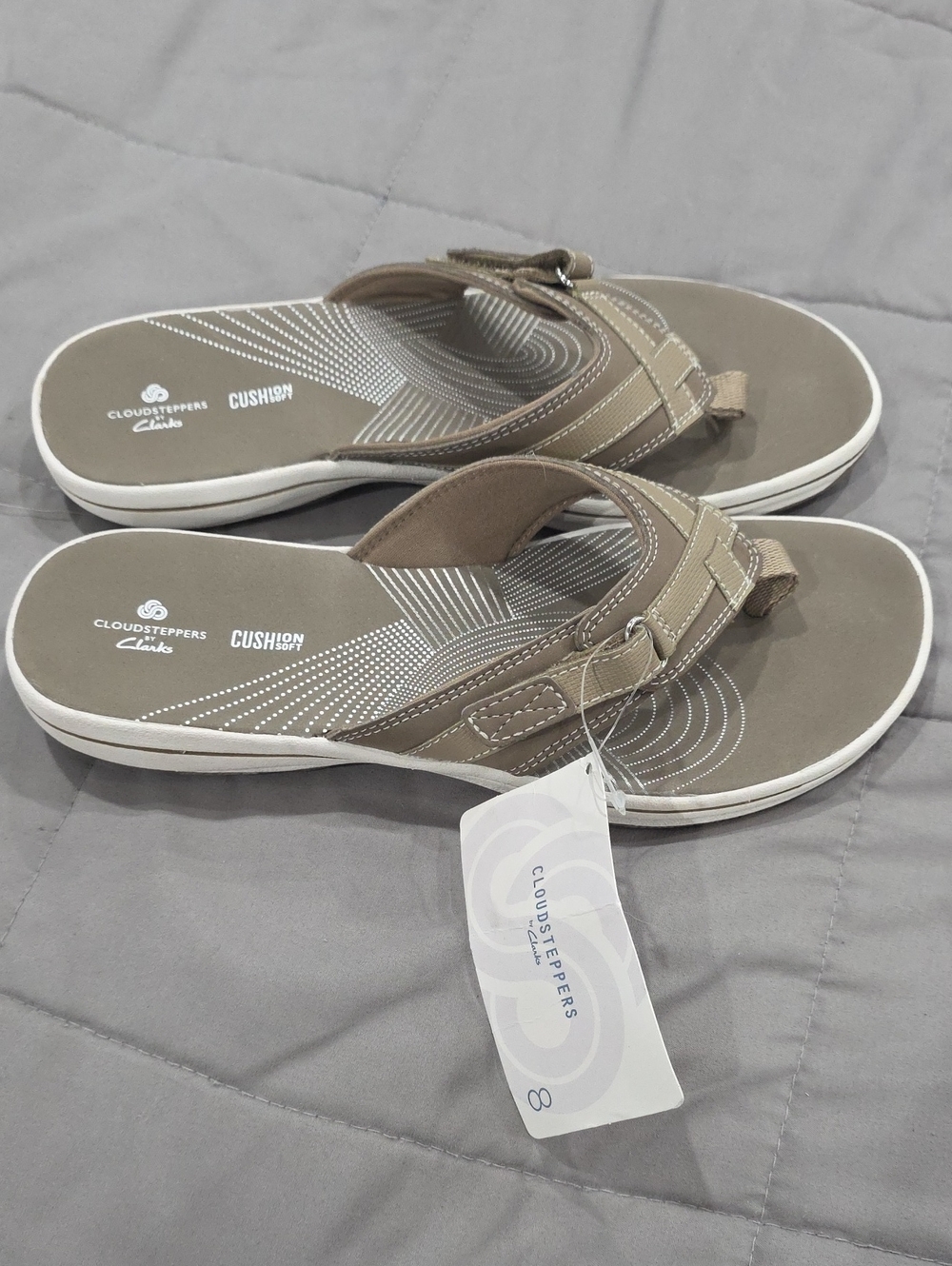 Clarks Cloudsteppers Women's Cushioned Flip Sandals